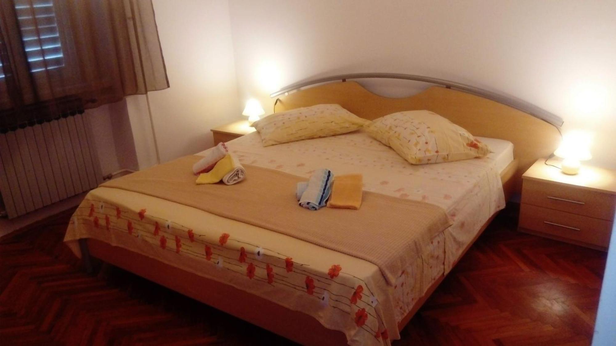 Apartment Supetarska Draga - Donja 2020A Rab Town Esterno foto